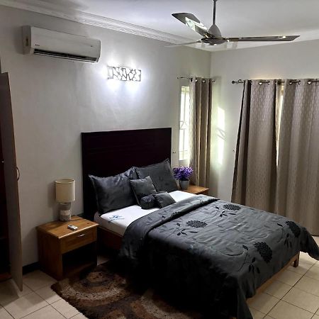 Takako Court Luxury Houses & Apartments, East Legon Accra Extérieur photo