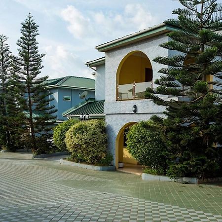 Takako Court Luxury Houses & Apartments, East Legon Accra Extérieur photo
