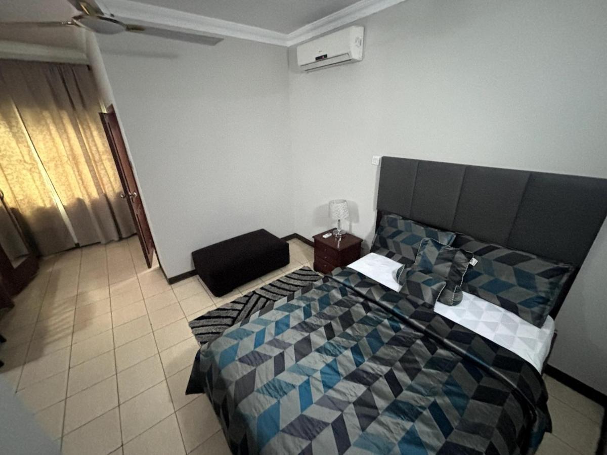 Takako Court Luxury Houses & Apartments, East Legon Accra Extérieur photo